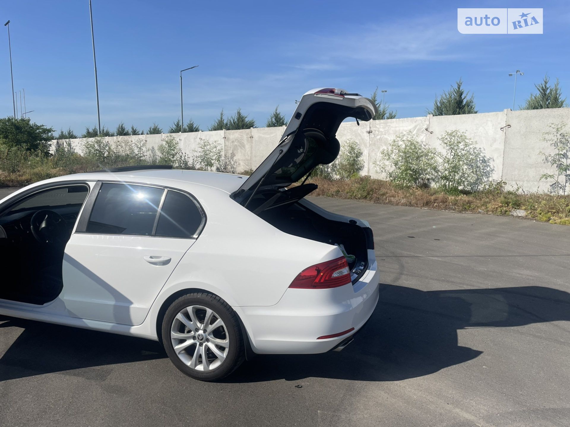 2013 Skoda Superb - мініатюра 29