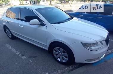 Skoda Superb 2012