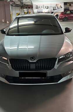 Лифтбек Skoda Superb 2017 в Днепре