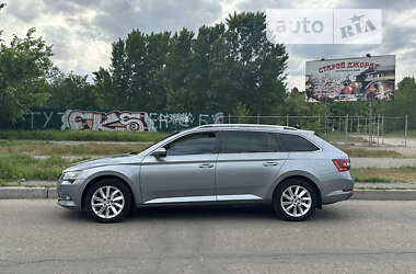 Универсал Skoda Superb 2017 в Киеве