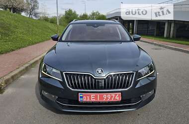 Універсал Skoda Superb 2017 в Києві