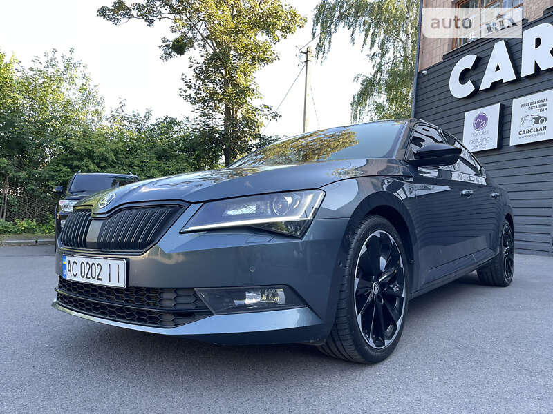 Лифтбек Skoda Superb 2019 в Луцке