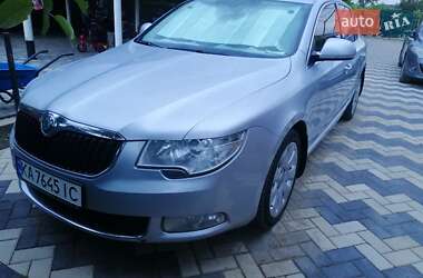 Лифтбек Skoda Superb 2011 в Кривом Озере