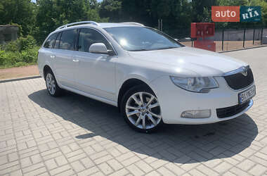 Skoda Superb 2012