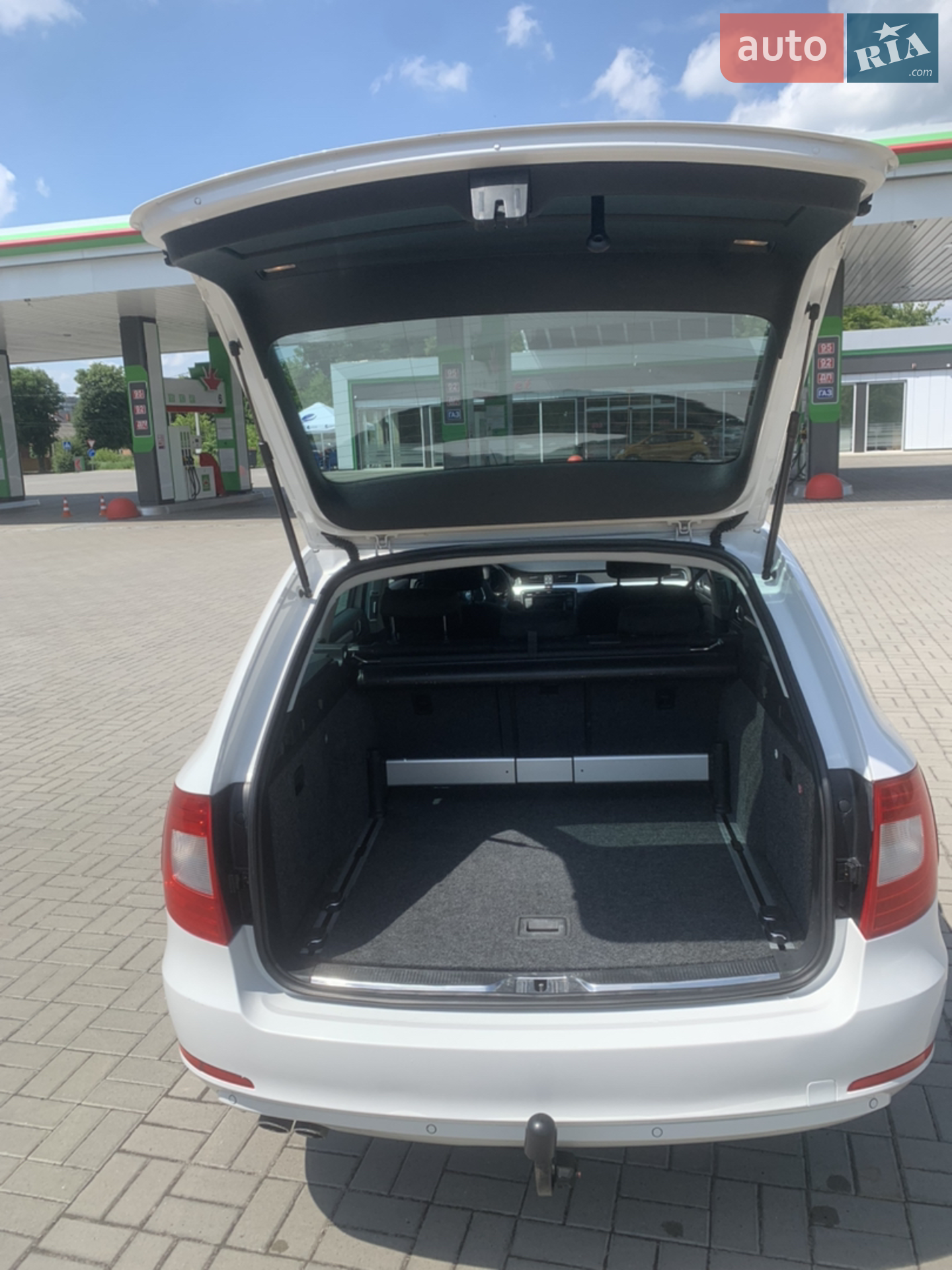 2012 Skoda Superb - мініатюра 12