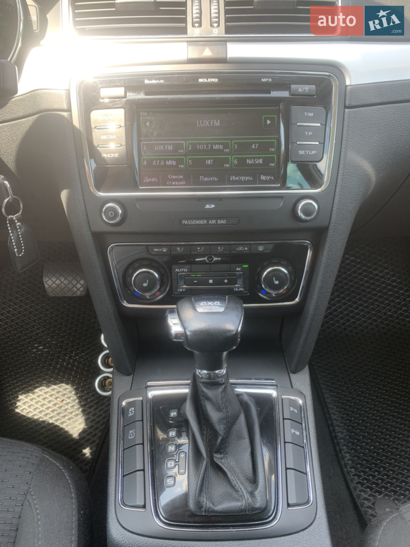 2012 Skoda Superb - мініатюра 16