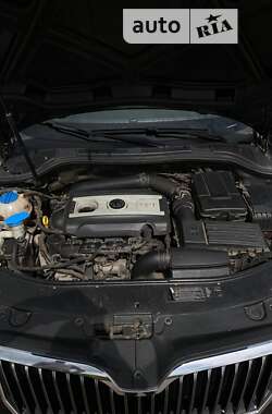 Лифтбек Skoda Superb 2013 в 