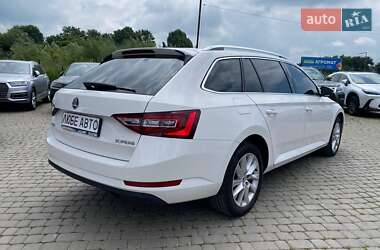 Универсал Skoda Superb 2019 в 