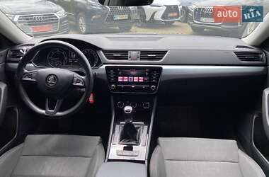 Универсал Skoda Superb 2019 в 