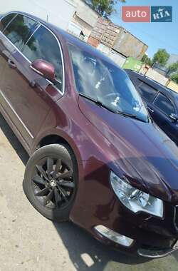 Лифтбек Skoda Superb 2008 в 