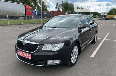 Лифтбек Skoda Superb 2009 в Ковеле