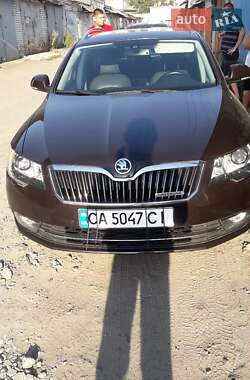 Универсал Skoda Superb 2015 в 