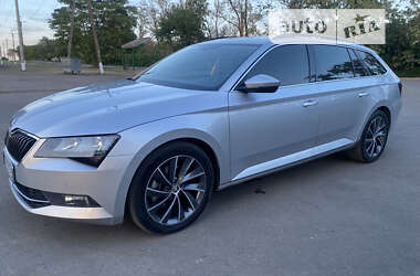 Универсал Skoda Superb 2016 в 