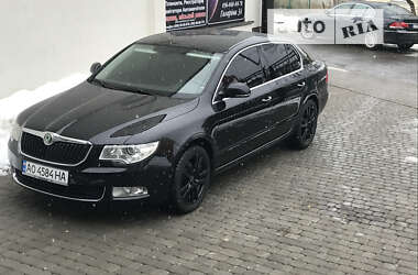 Skoda Superb 2011