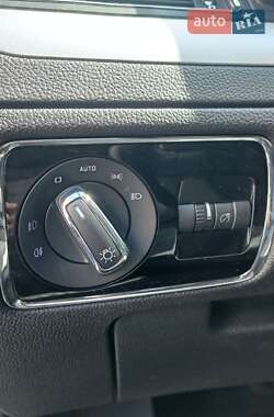Универсал Skoda Superb 2011 в 