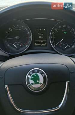 Универсал Skoda Superb 2011 в 