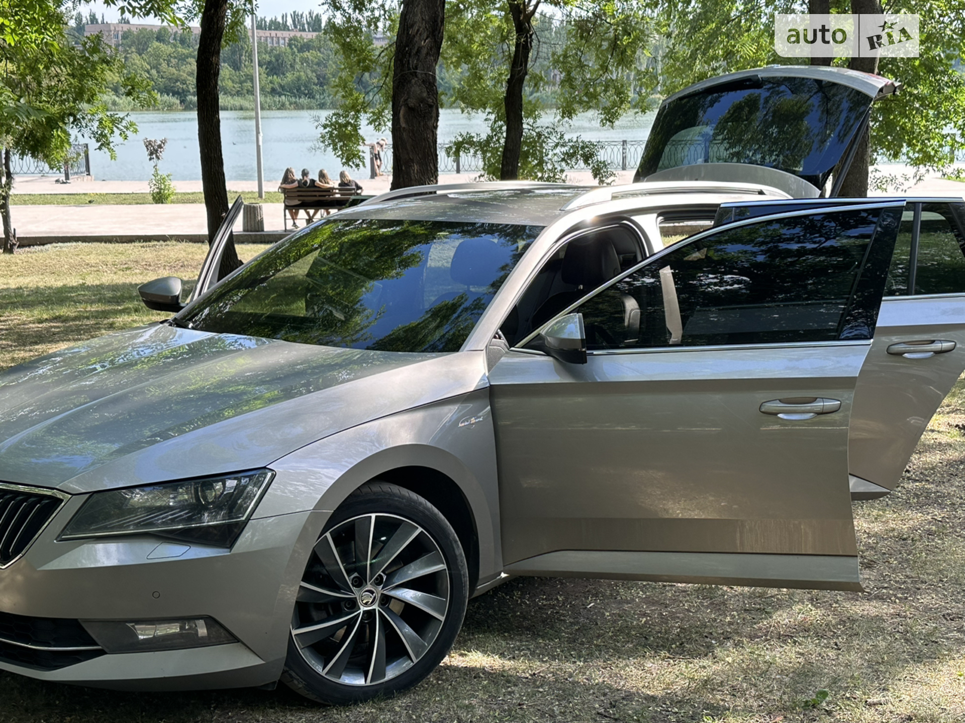 2018 Skoda Superb - мініатюра 16