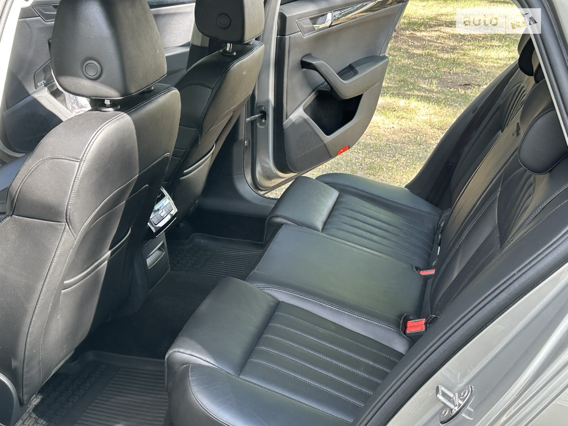 2018 Skoda Superb - мініатюра 28