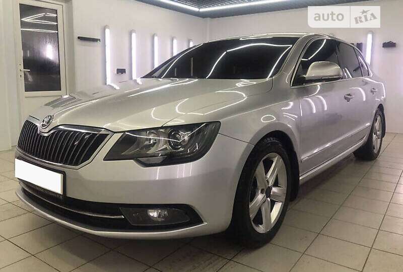 Лифтбек Skoda Superb 2014 в Киеве