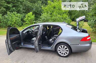 Лифтбек Skoda Superb 2009 в Хмельницком