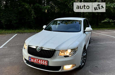 Ліфтбек Skoda Superb 2013 в Житомирі