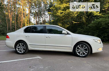 Ліфтбек Skoda Superb 2013 в Житомирі