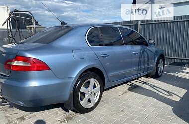 Лифтбек Skoda Superb 2009 в Тернополе