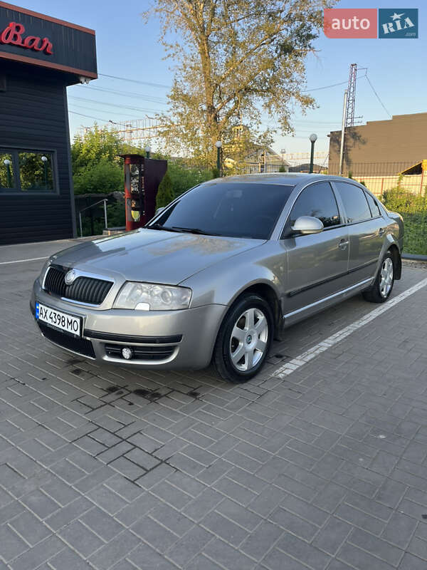 Skoda Superb 2007