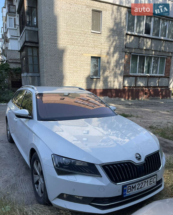 Универсал Skoda Superb 2018 в 
