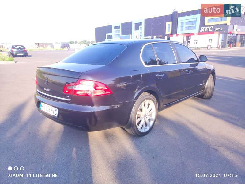 Лифтбек Skoda Superb 2012 в Киеве