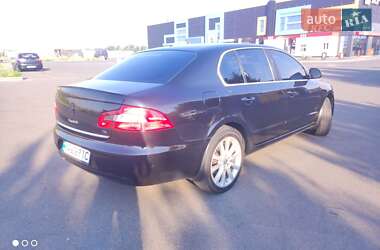Лифтбек Skoda Superb 2012 в 