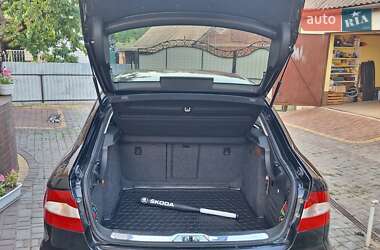 Ліфтбек Skoda Superb 2012 в 
