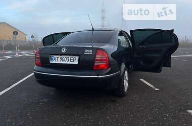 Лифтбек Skoda Superb 2006 в 