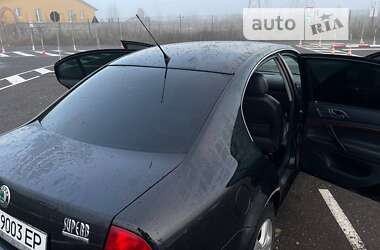 Лифтбек Skoda Superb 2006 в 
