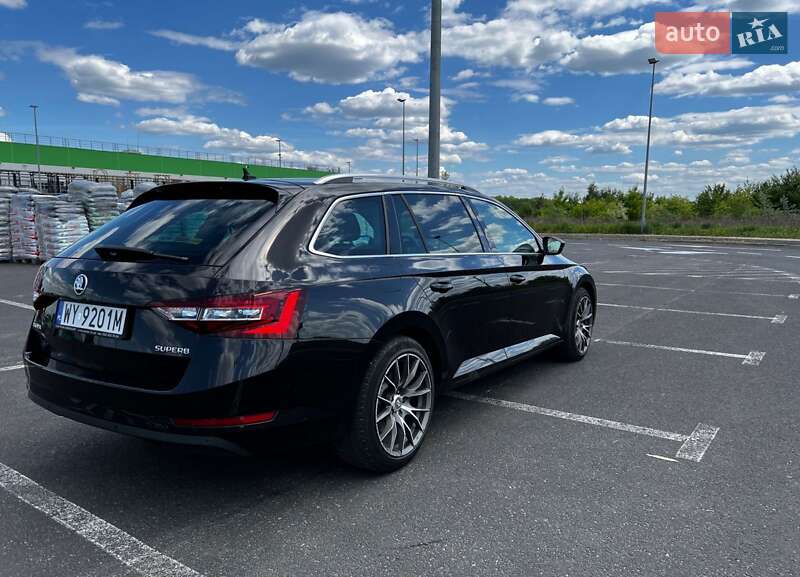 Универсал Skoda Superb 2015 в Киеве
