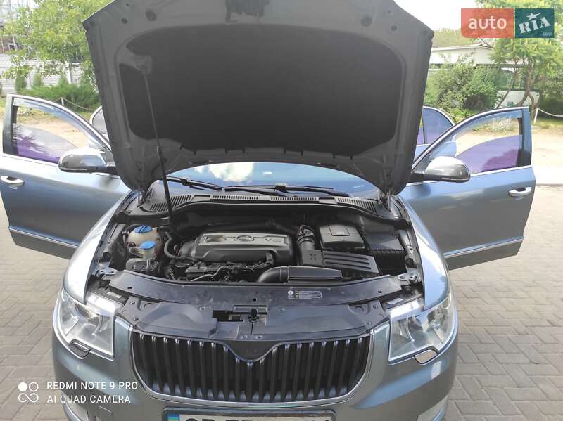 Лифтбек Skoda Superb 2010 в Прилуках