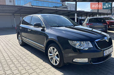 Лифтбек Skoda Superb 2012 в Червонограде