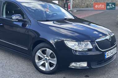 Лифтбек Skoda Superb 2011 в Хусте