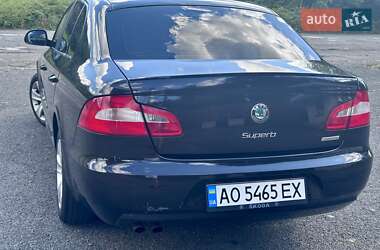 Лифтбек Skoda Superb 2011 в Хусте