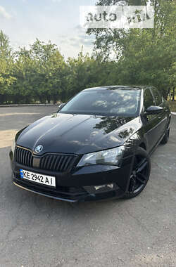 Лифтбек Skoda Superb 2016 в Кривом Роге