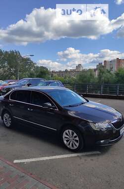 Лифтбек Skoda Superb 2013 в Киеве