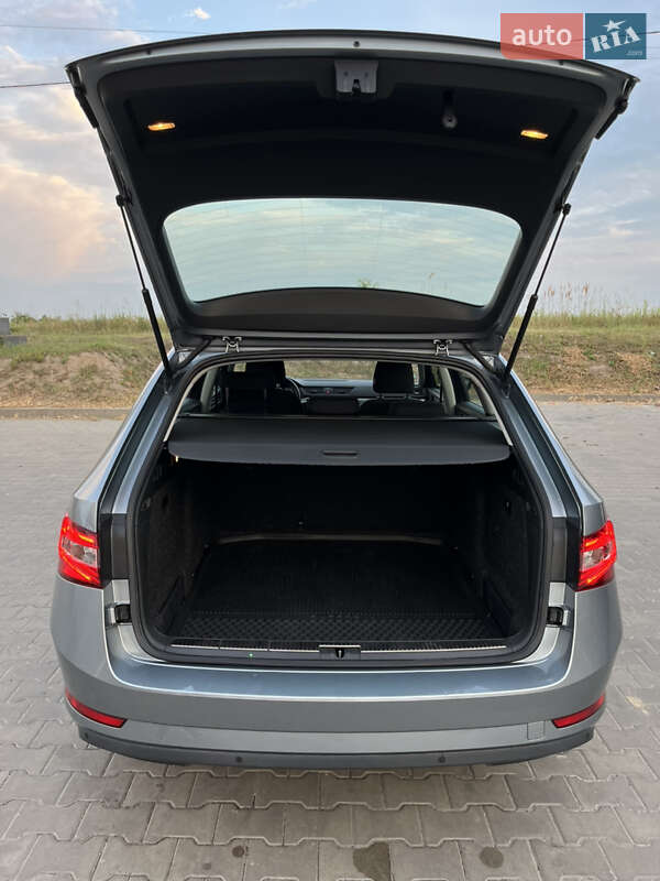 Універсал Skoda Superb 2017 в Луцьку фото 26 Універсал Skoda Superb 2017 в Луцьку