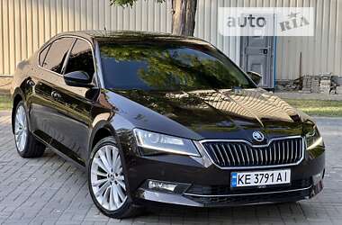 Ліфтбек Skoda Superb 2017 в Дніпрі