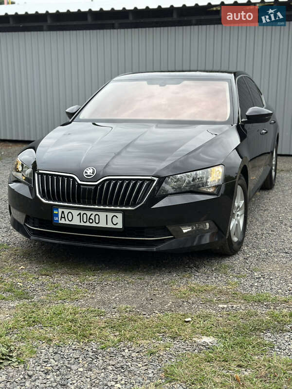 Skoda Superb 2015