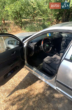 Ліфтбек Skoda Superb 2005 в 