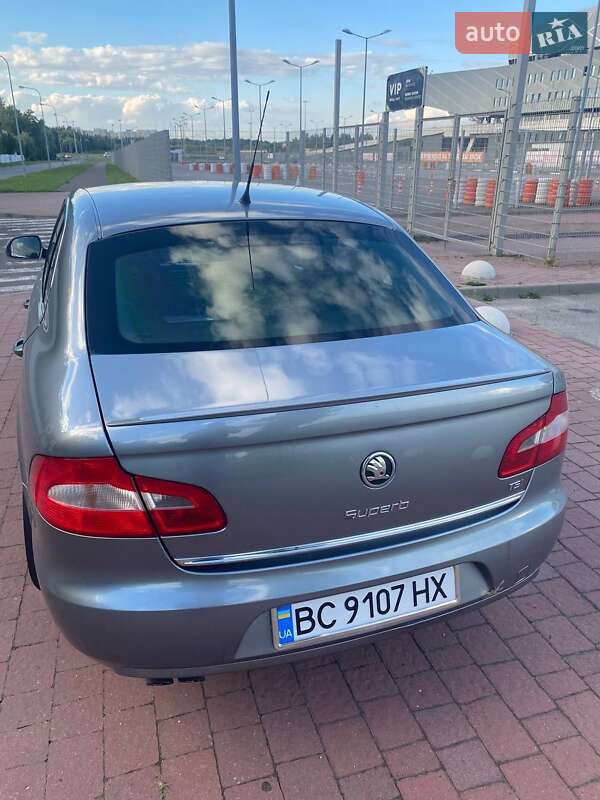 Ліфтбек Skoda Superb 2008 в Львові