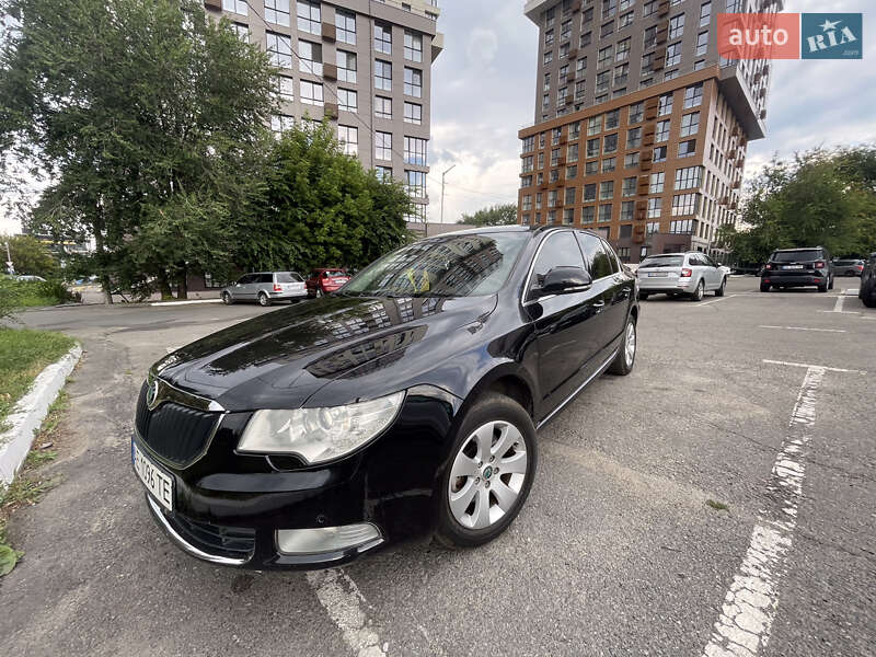Лифтбек Skoda Superb 2008 в Днепре