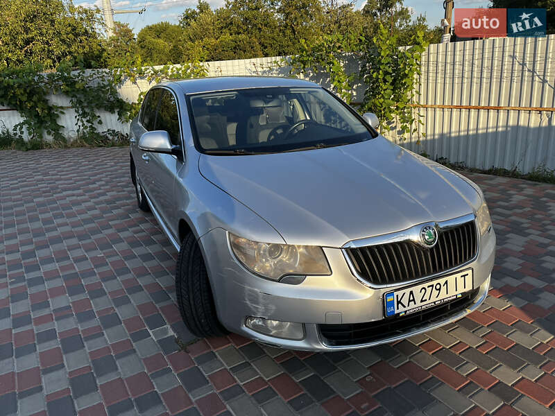 Ліфтбек Skoda Superb 2010 в Києві