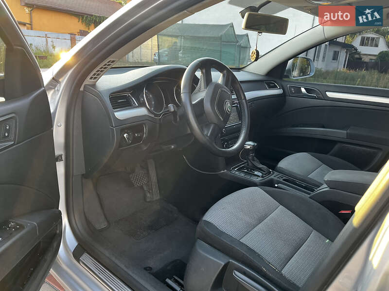 Ліфтбек Skoda Superb 2010 в Києві