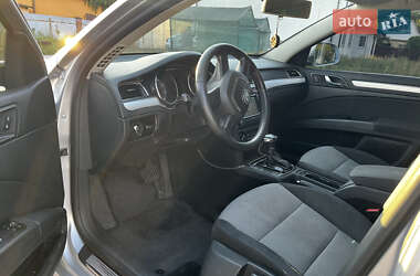Лифтбек Skoda Superb 2010 в 
